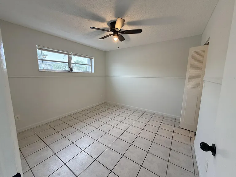 6191 SW 37th St #114 — Photo 12