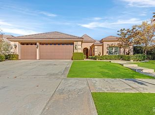 12616 Stillbrook Dr, Bakersfield, CA 93311