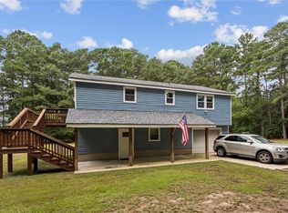 12464 Grand Square Ln, Carrollton, VA 23314