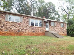 1695 Fort Prince Blvd, Wellford, SC 29385