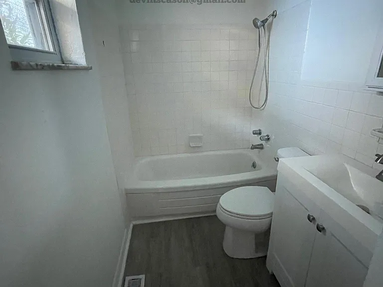 1300 Highland Ave #B — Photo 5