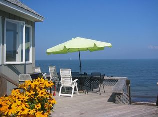 21925 Soundview Ave, Southold, NY 11971