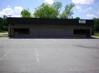 1220 Oakwood Rd, Pine Bluff, AR 71603