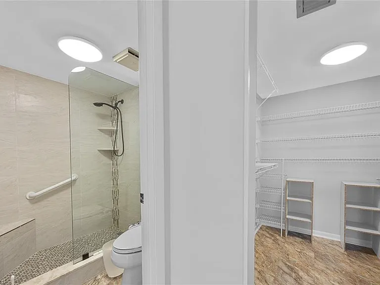 1083 Forest Lakes Dr #207 — Photo 18