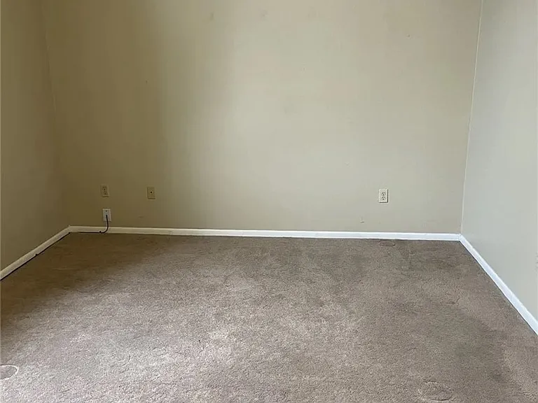 4713 Pembrook Ln — Photo 10