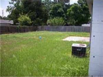 2nd image of 27270 Dale Dr