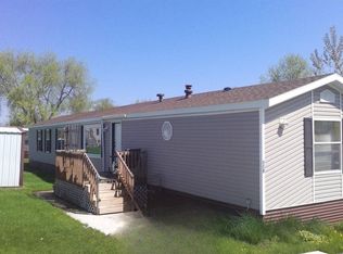 509 22 1/2 St NW, Stewartville, MN 55976