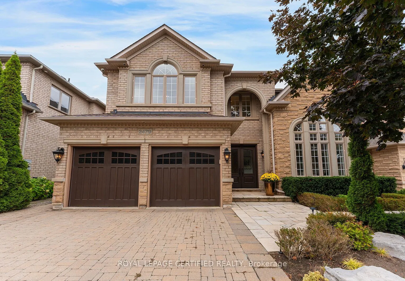 4 bed, $6,800 — Photo 2