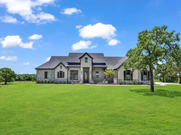 148 Daggett Dr, Decatur, TX 76234
