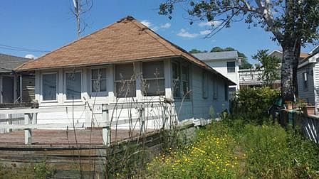 1st image of 415 Oceanside Ave
