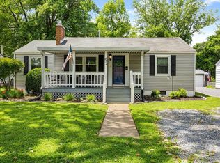 232 River Rd, Waynesboro, VA 22980