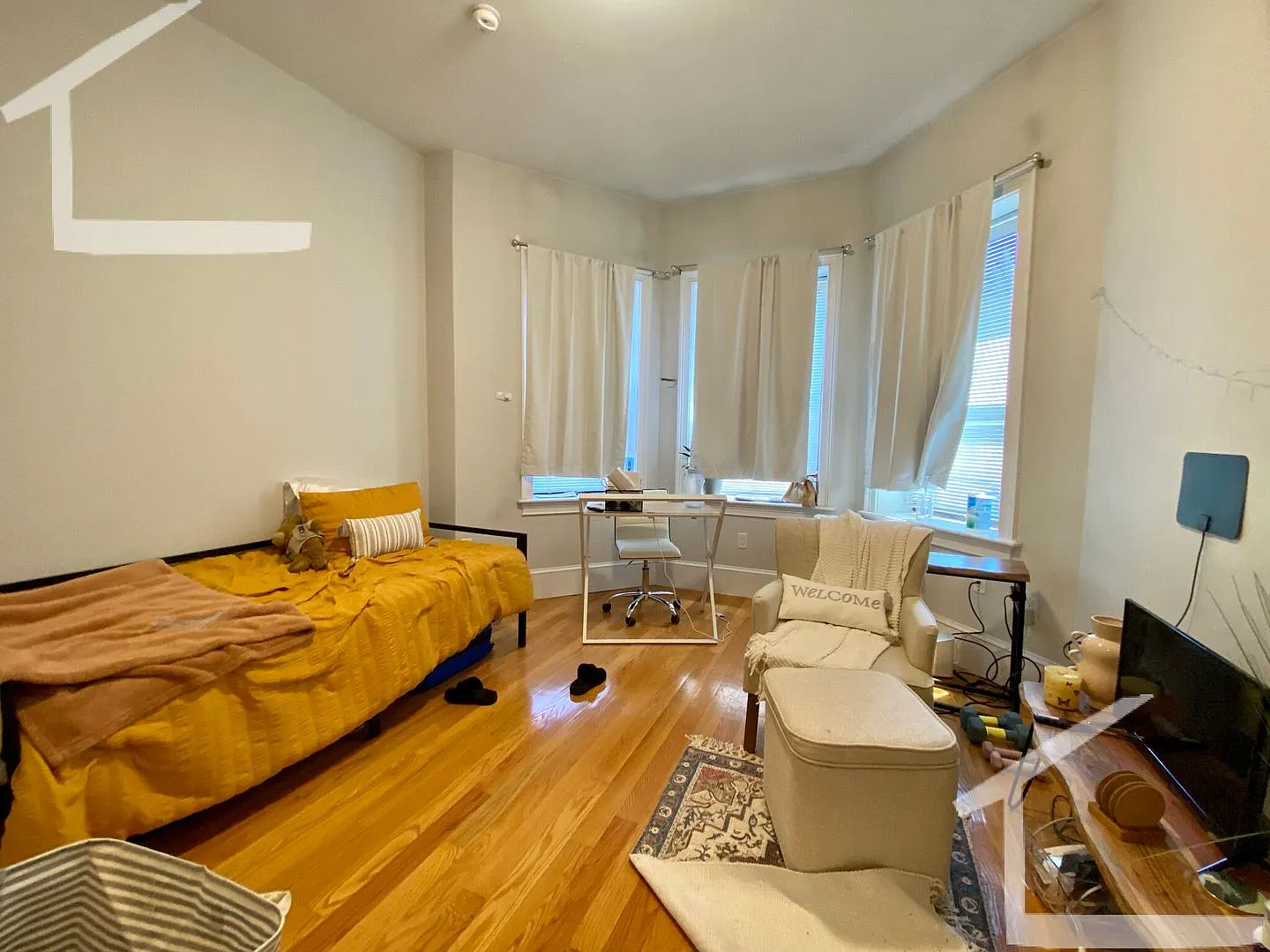 Nice 3 bed in Coolidge COrner — Photo 4