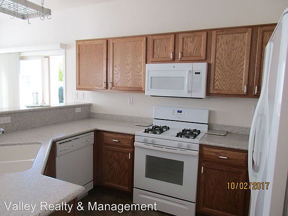2nd image of 1267 Quail Run Dr