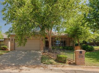 2123 Trailwood Rd, Edmond, OK 73034