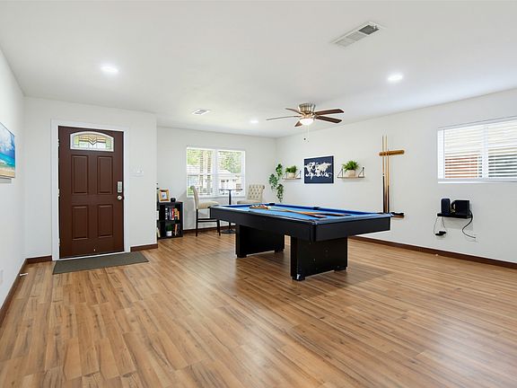3rd image of 1816 Boyd St