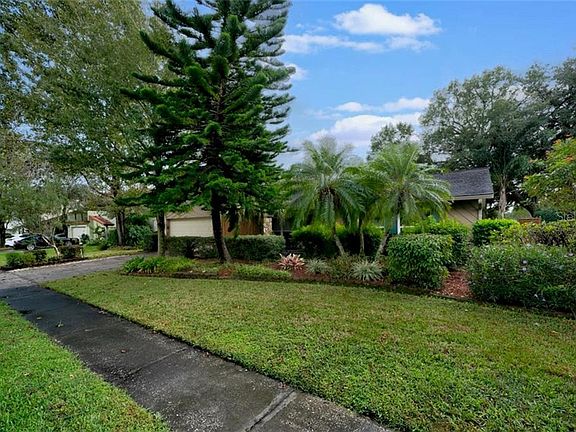 2nd image of 4616 Cloverlawn Dr