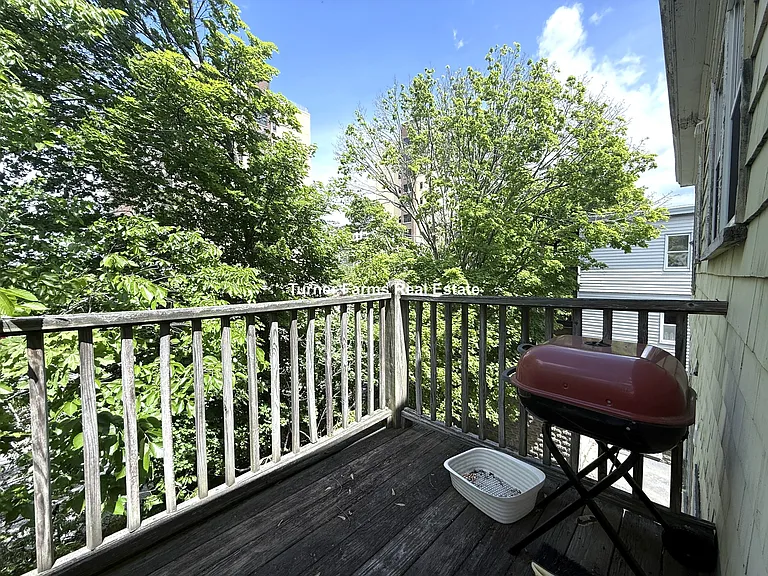 39 Waterhouse St #3F — Photo 14