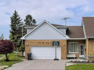 2975 Curry Ave #3, Windsor, ON N9E 2S9