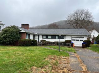 533 Elk St, Franklin, PA 16323
