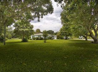 11191 Monet Ln, Palm Beach Gardens, FL 33410
