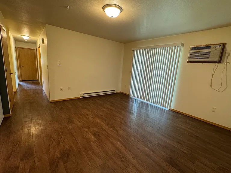 201 Wilshire Blvd N #10 — Photo 6