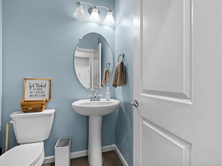 15411 Village Cir — Photo 38
