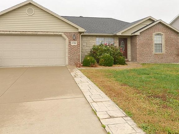 2nd image of 1742 Morgan Ct