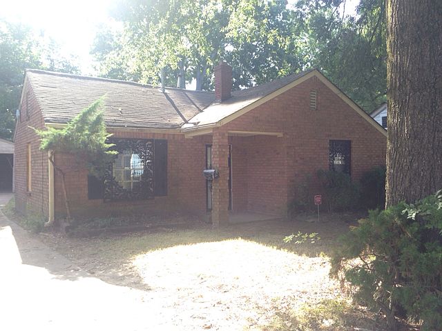 1st image of 1022 Woodbury St