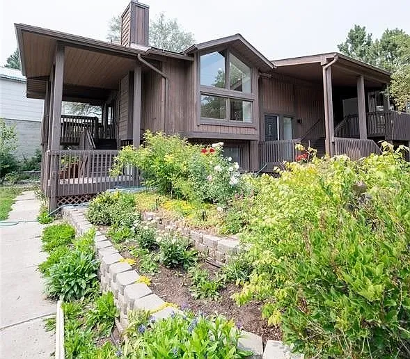 2 bed, 1.0 bath, $2,700 — Photo 2