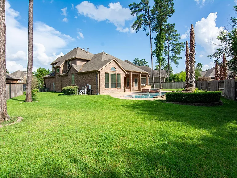 34 Canoe Bend Ct — Photo 11