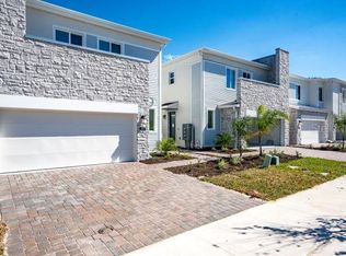 307 Nine Iron Dr, Davenport, FL 33896