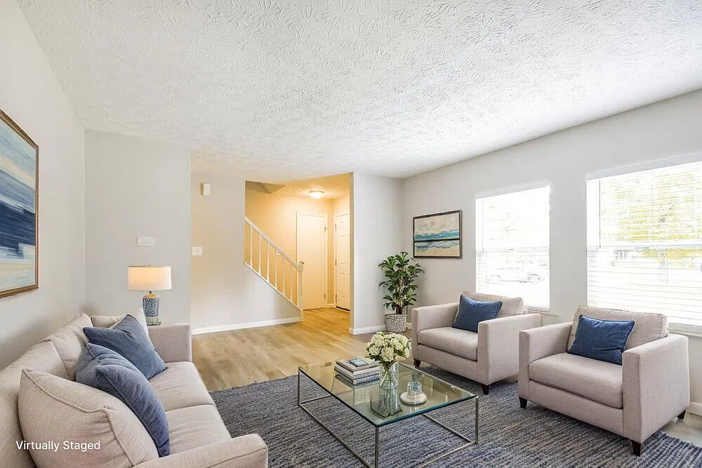 4 bed, 2.5 bath, 2116 sqft, $2,440 — Photo 4