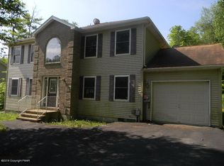 379 Lake Rd, Tobyhanna, PA 18466