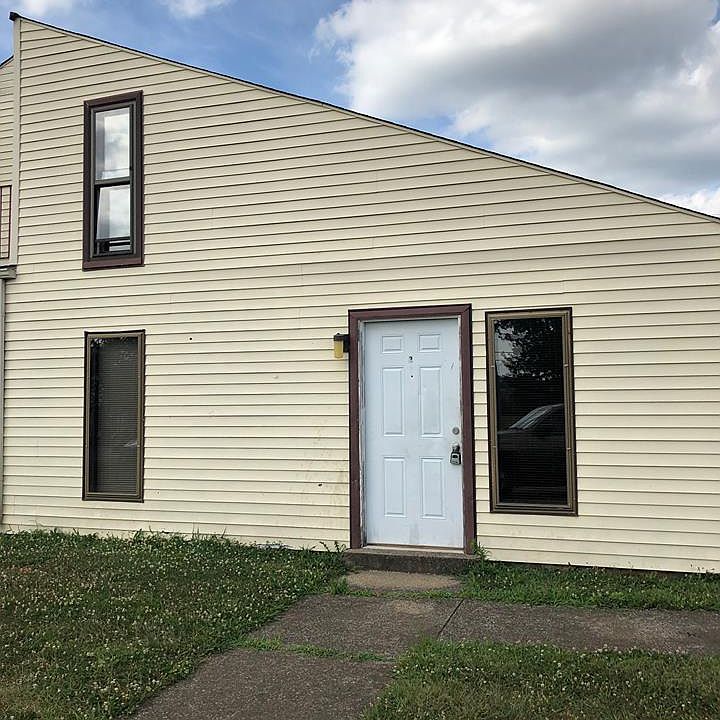 1st image of 1608 Highland Way APT 1