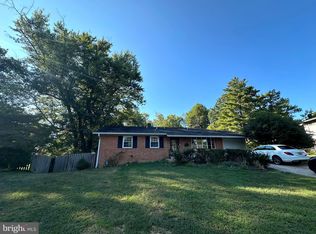 5 Charen Ct, Rockville, MD 20854