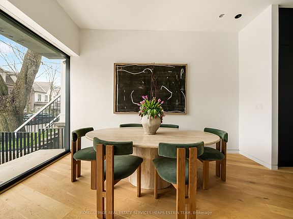 4th image of 44 Foxley St