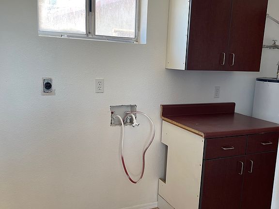 5th image of 1023 E Estrella Ln