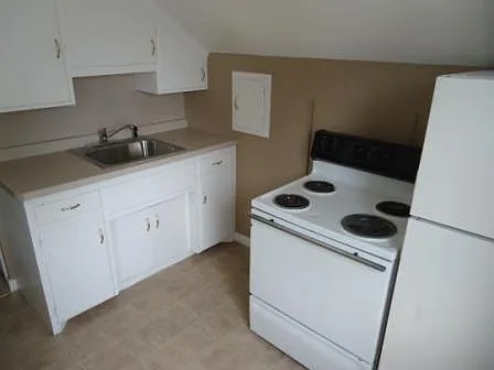 517 2nd Ave NW #3 — Photo 6
