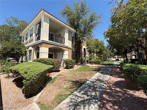 2900 Sunridge Heights Pkwy Photo 1
