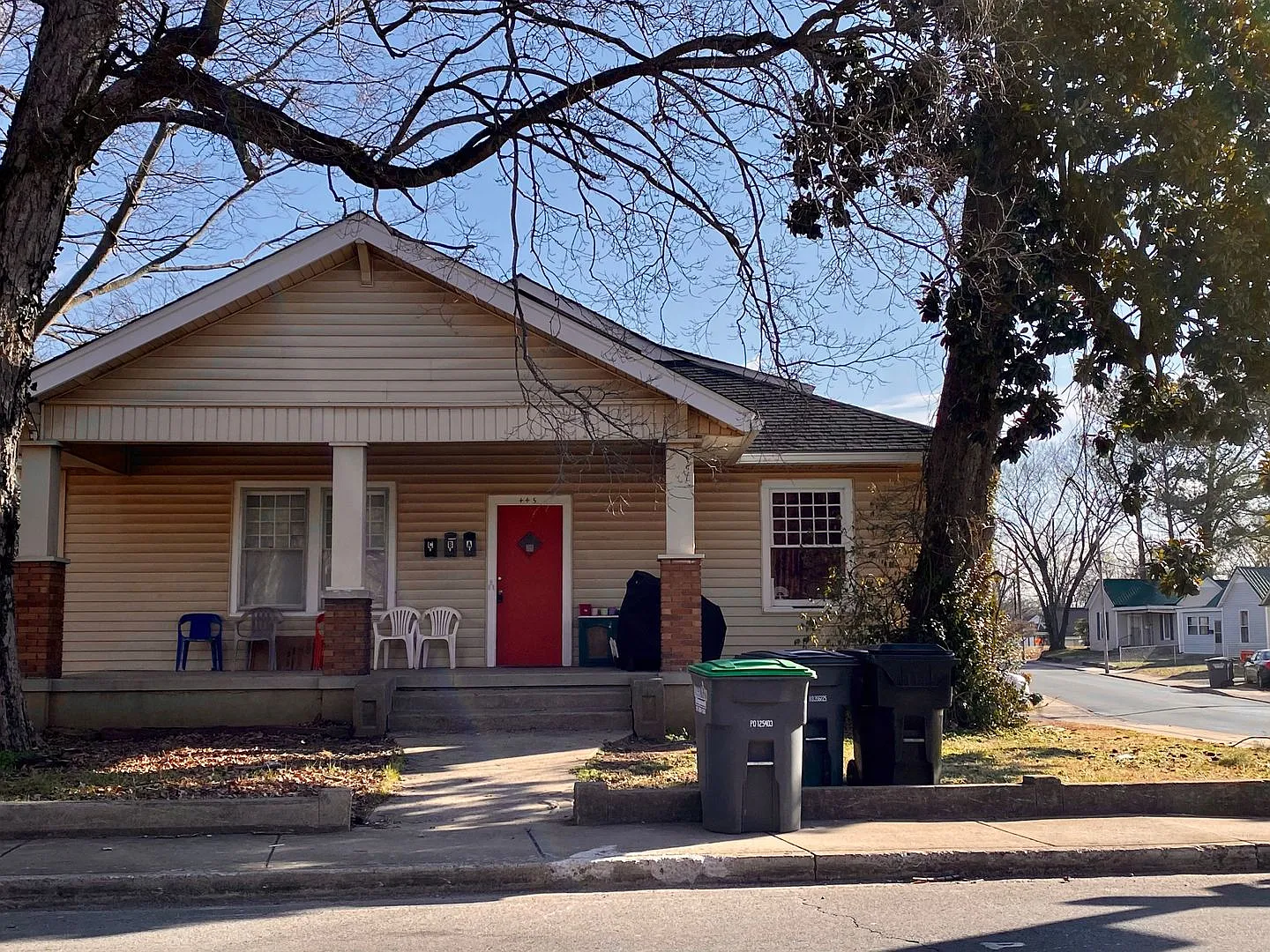 445 Greenwood Ave — Photo 1