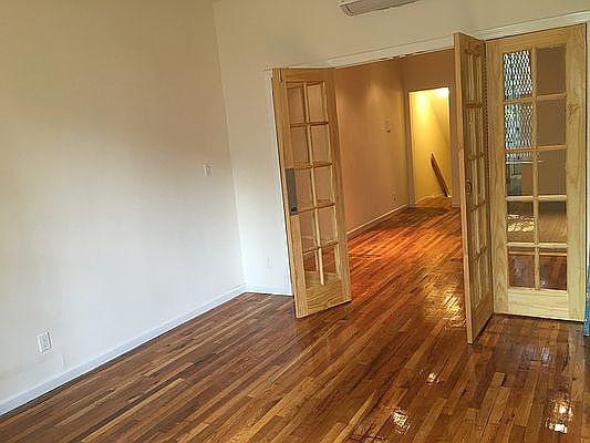 5th image of 806 Macon St #1E