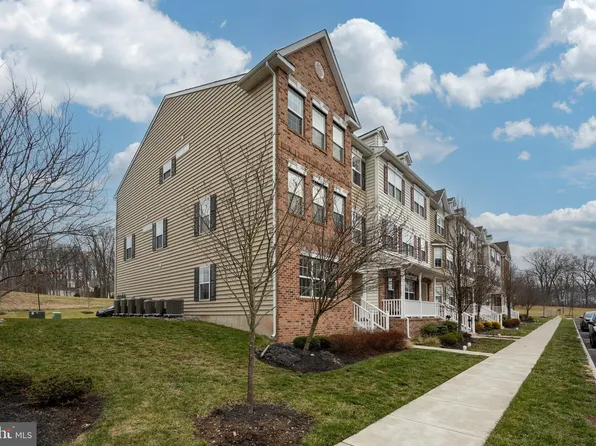 3024 Davenport Way #M124-l, Pennsburg, PA 18073