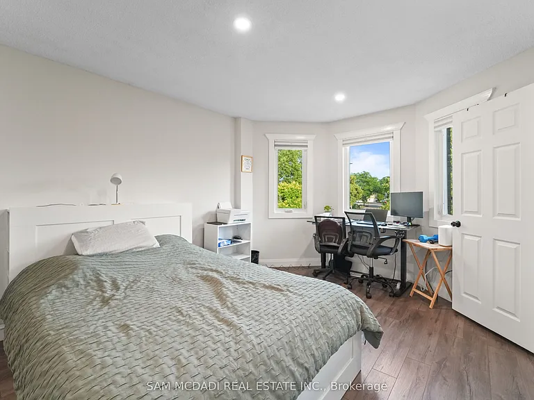 6251 Saltmarsh Ct — Photo 24