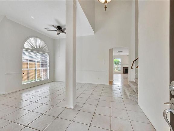 4th image of 14010 Hazel Ridge Ct