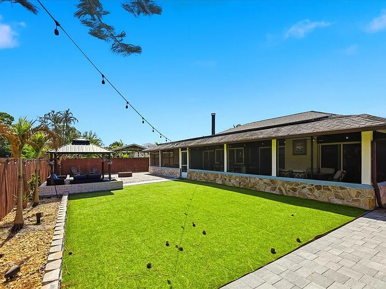 1326 SW Bartell Ave — Photo 56