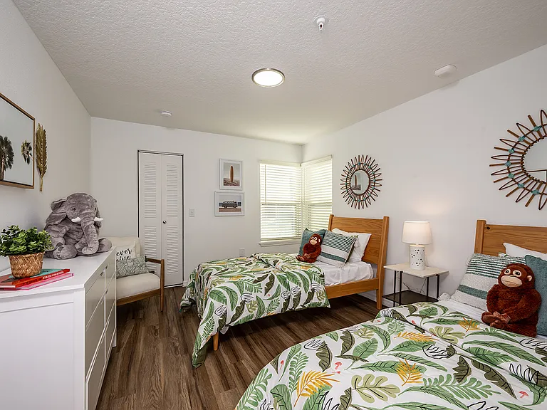 Secondary bedroom with flexible living space