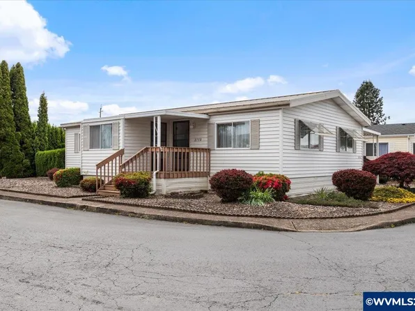 2750 Oakland Loop SE, Salem, OR 97317