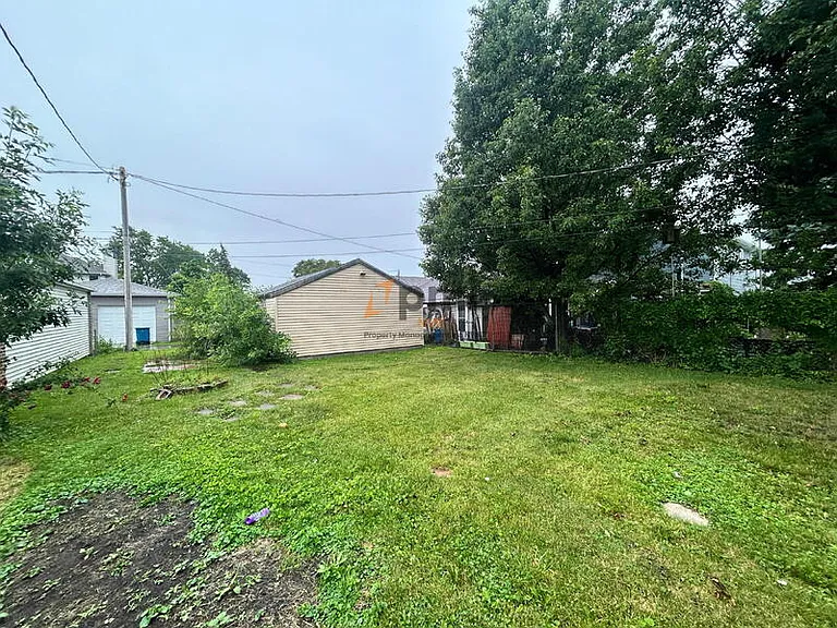 616 Burton Ct — Photo 15
