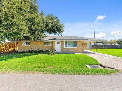 542 Marino Dr, Norco, LA, 70079