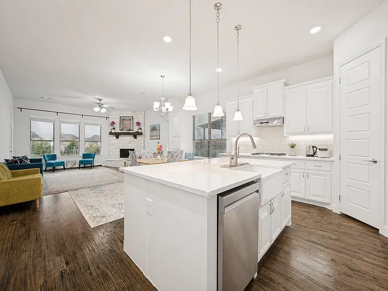 16601 Highland Dr — Photo 6